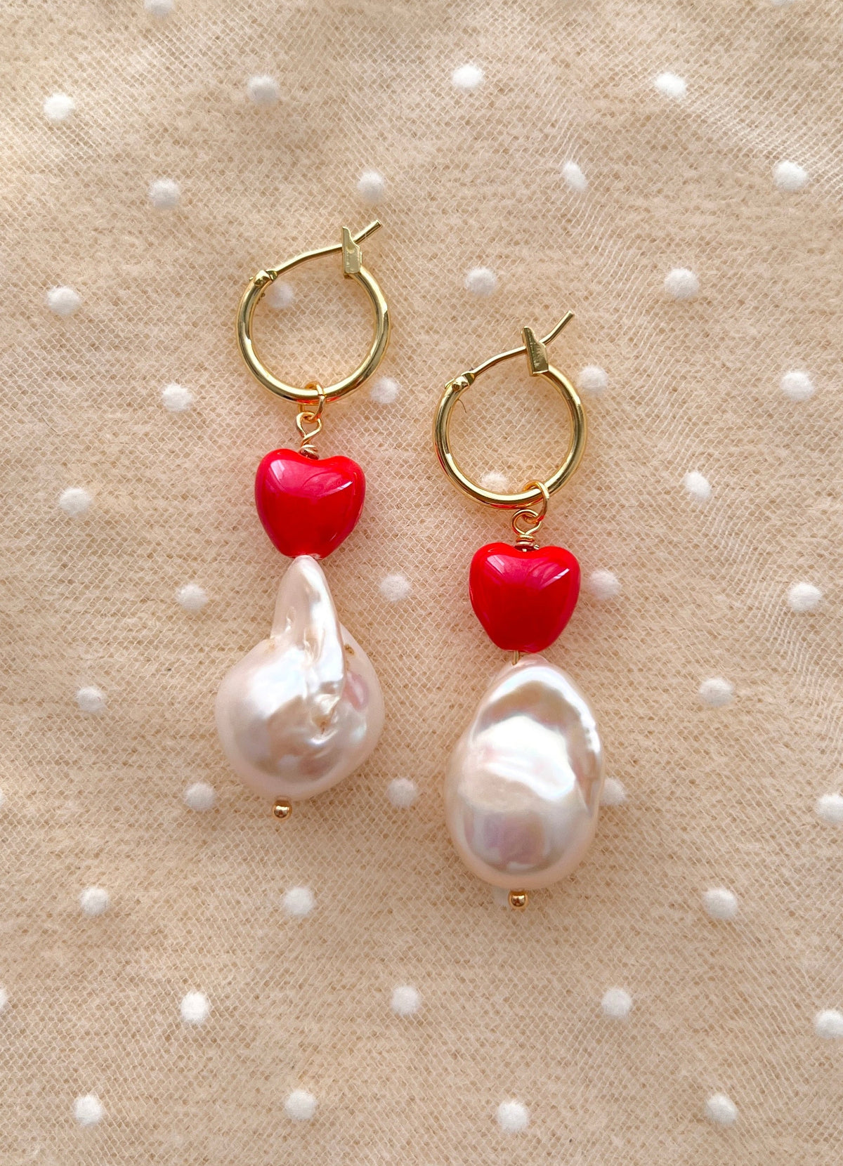 ❤️ Red Heart Baroque Pearl Hoop Earrings