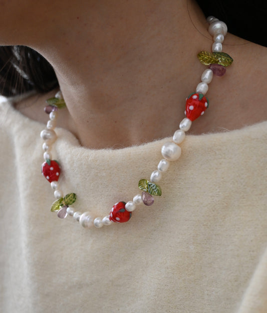 Strawberry 🍓Freshwater Pearl Necklace